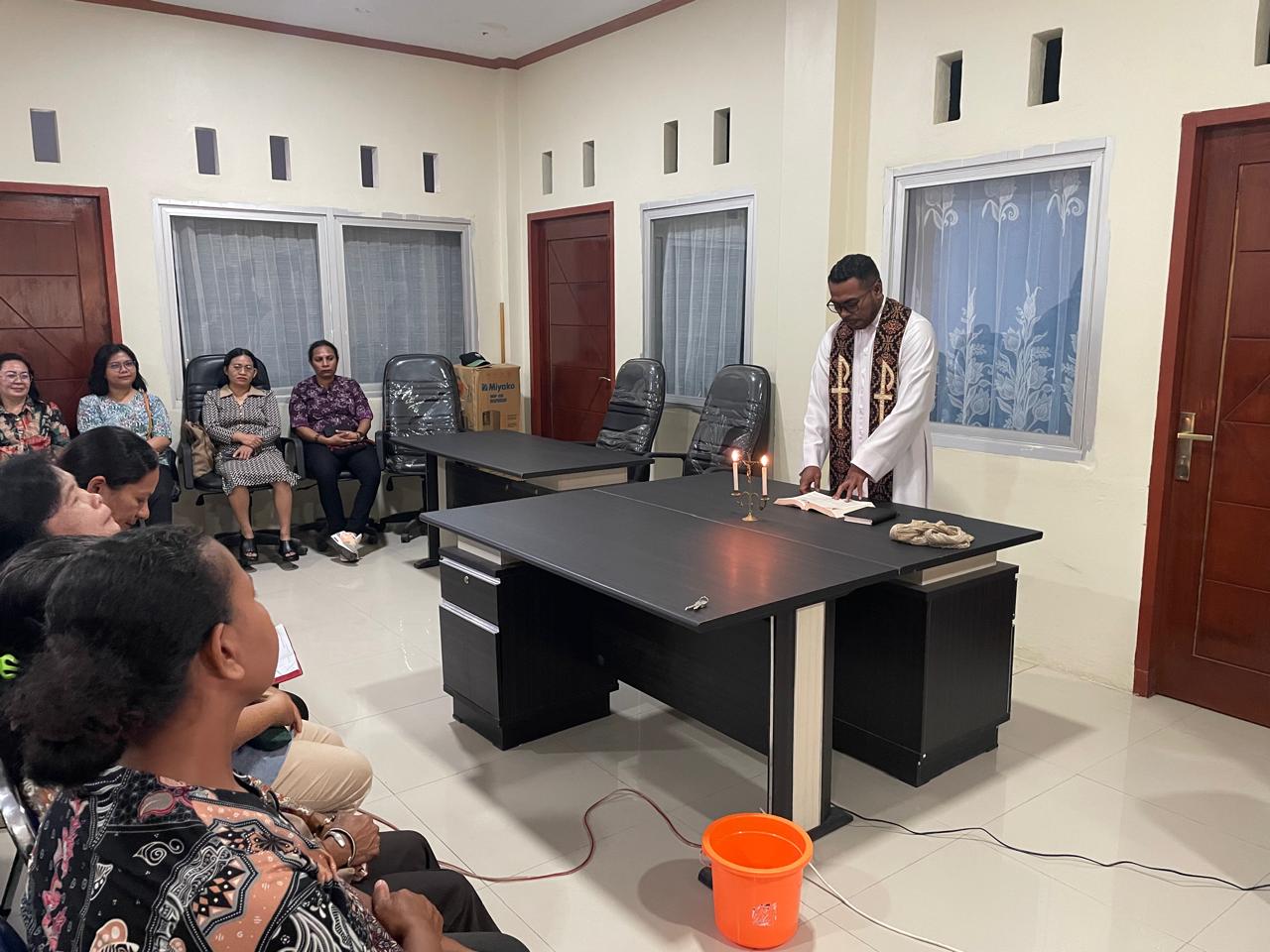Ibadah Syukur dan Pemberkatan Ruang Kerja Bpk. Heri Hesegem 10 Mei 2025